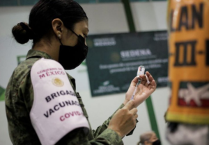 Lee más sobre el artículo SE LIBERARON DOS EMBARQUES DE VACUNAS CANSINO CON MÁS DE 500MIL DOSIS CADA UNO, COFREPRIS.
