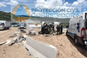 Lee más sobre el artículo VOLCÓ CAMIÓN EN CAMINO A CORONEO