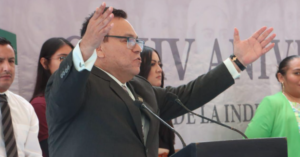 Lee más sobre el artículo REALIZA JUAN GUZMÁN SU ÚLTIMO ACTO CÍVICO EN HUIMILPAN