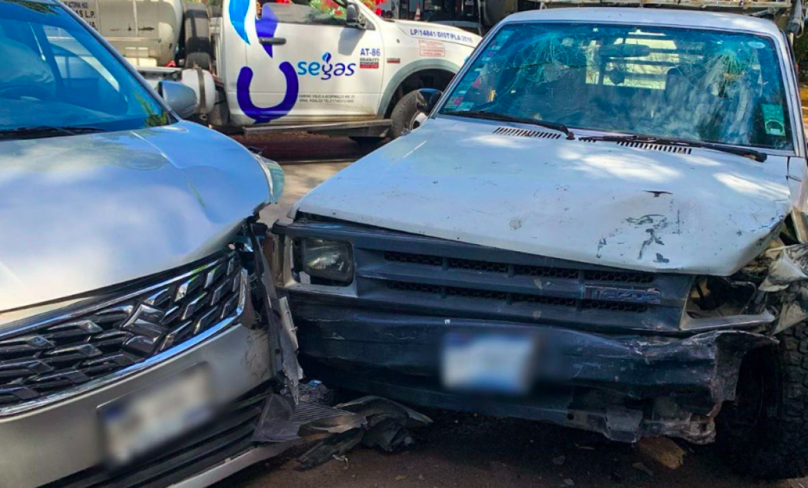 Lee más sobre el artículo Conductora causa choque en San Antonio de la Punta, Querétaro
