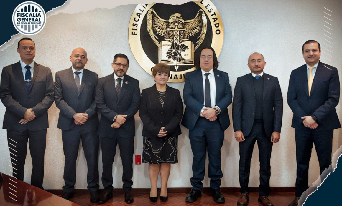 Lee más sobre el artículo FORTALECEN COORDINACIÓN FISCALÍAS DE QUERÉTARO Y GUANAJUATO
