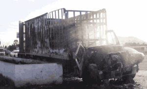 Lee más sobre el artículo CAMIÓN SE INCENDIÓ FRENTE AL PARQUE INDUSTRIAL QUERÉTARO