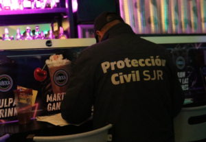 Lee más sobre el artículo AUTORIDADES DE PROTECCIÓN CIVIL Y SECRETARÍA DE SEGURIDAD PÚBLICA MUNICIPAL CLAUSURAN DOS BARES POR INCUMPLIR CON MEDIDAS DE SEGURIDAD