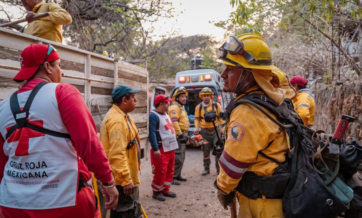 Lee más sobre el artículo Fallecidos 3 brigadistas por incendios forestales; 114 fuegos activos