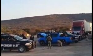 Lee más sobre el artículo Resulta herida mujer armada en enfrentamiento en Cazadero