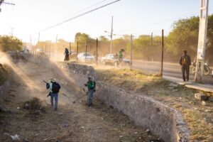 Lee más sobre el artículo Juntos construimos mejores espacios públicos para la práctica de las buenas costumbres: Roberto Cabrera