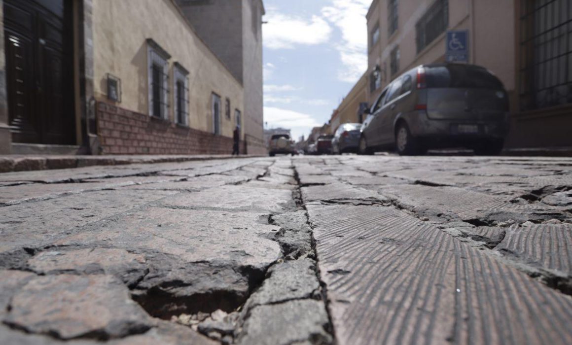 Lee más sobre el artículo Ciudadanos de Querétaro ya pueden reportar baches ante municipio