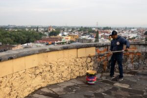 Lee más sobre el artículo Roberto Cabrera supervisa trabajos de Servicios Públicos en la colonia Ramos Millán