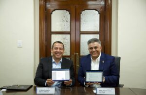 Lee más sobre el artículo Gobierno Municipal de San Juan del Río y Secretaría de Finanzas Estatal firman convenio para digitalizar trámites