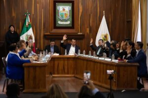 Lee más sobre el artículo Ayuntamiento aprueba por unanimidad la declaratoria de los Juegos Florales como Patrimonio Cultural Inmaterial del Municipio de San Juan del Río