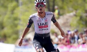 Lee más sobre el artículo Vuelve a triunfar el ciclista mexicano Isaac del Toro en Europa