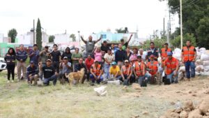 Lee más sobre el artículo Autoridades municipales y vecinos de La Rueda refuerzan acciones de protección ante temporada de lluvias