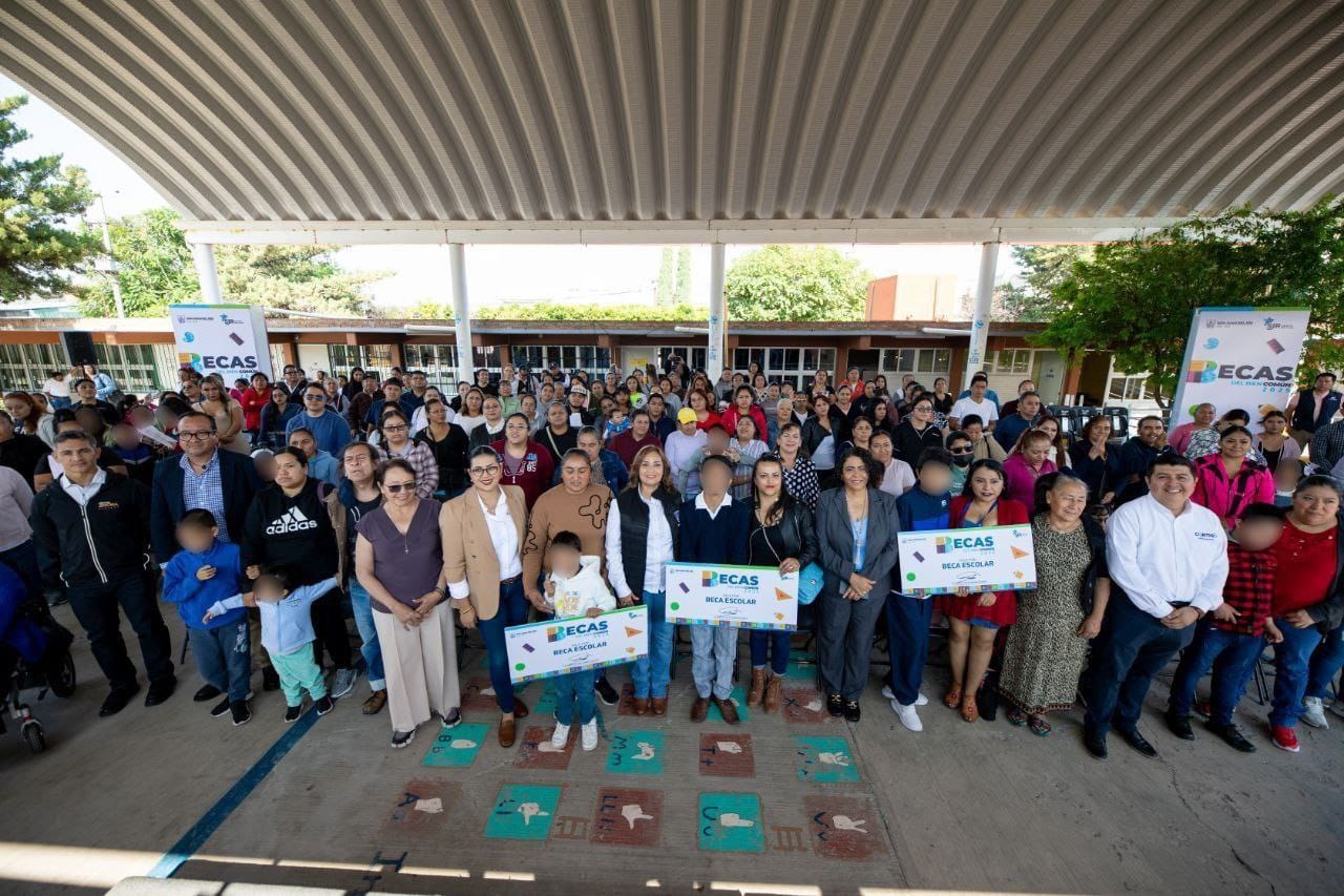 Lee más sobre el artículo Entregan apoyos del Programa “Becas del Bien Común 2025” para beneficiarios de educación especial