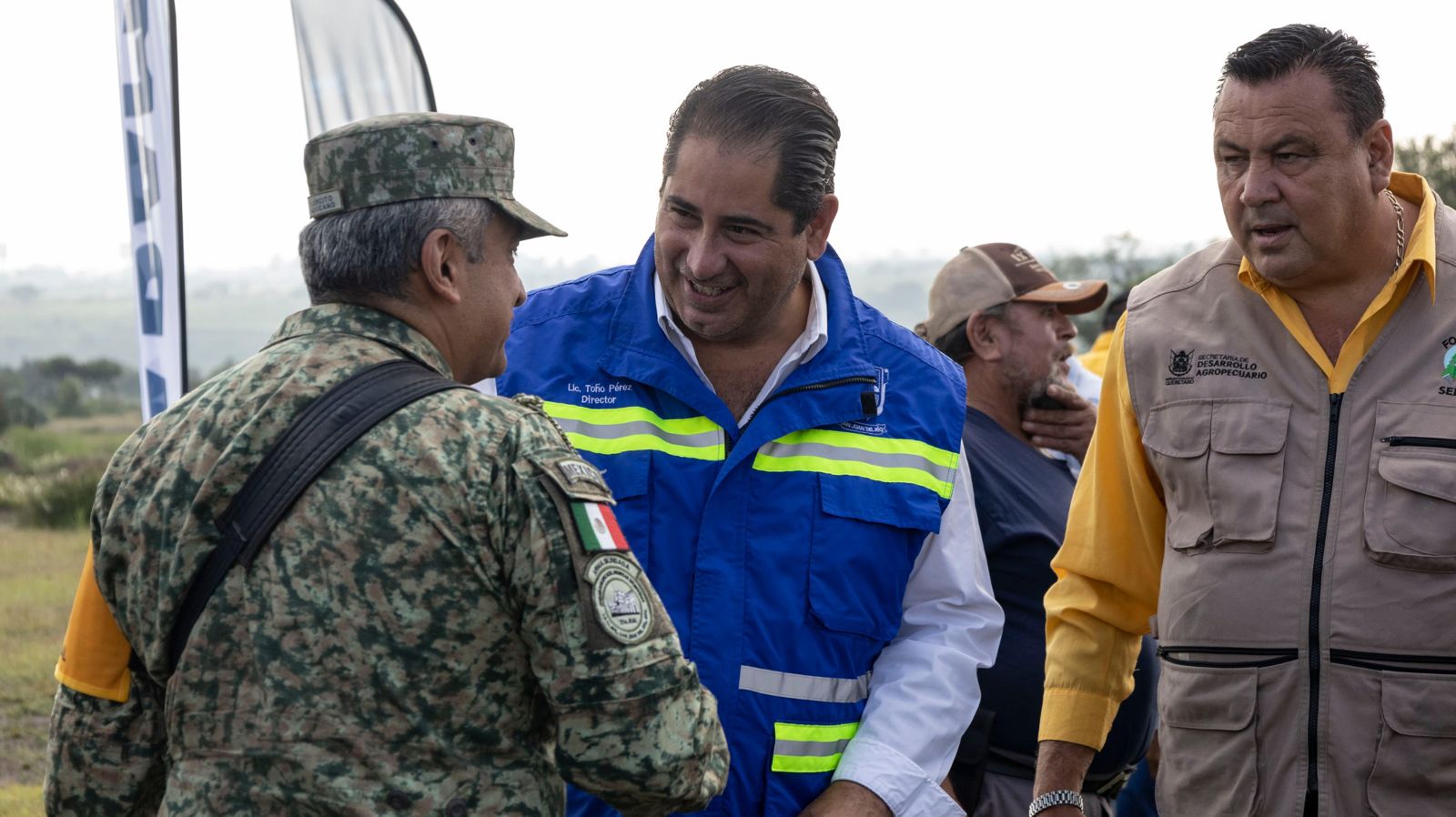 Lee más sobre el artículo Toño Pérez inicia acciones del Programa “Raíces del Agua” con reforestación en Santa Bárbara La Cueva