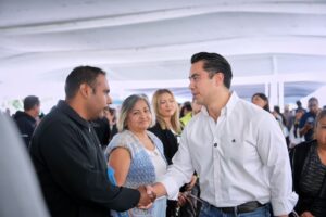 Lee más sobre el artículo Participa Felifer Macías en Jornada Aquí Contigo