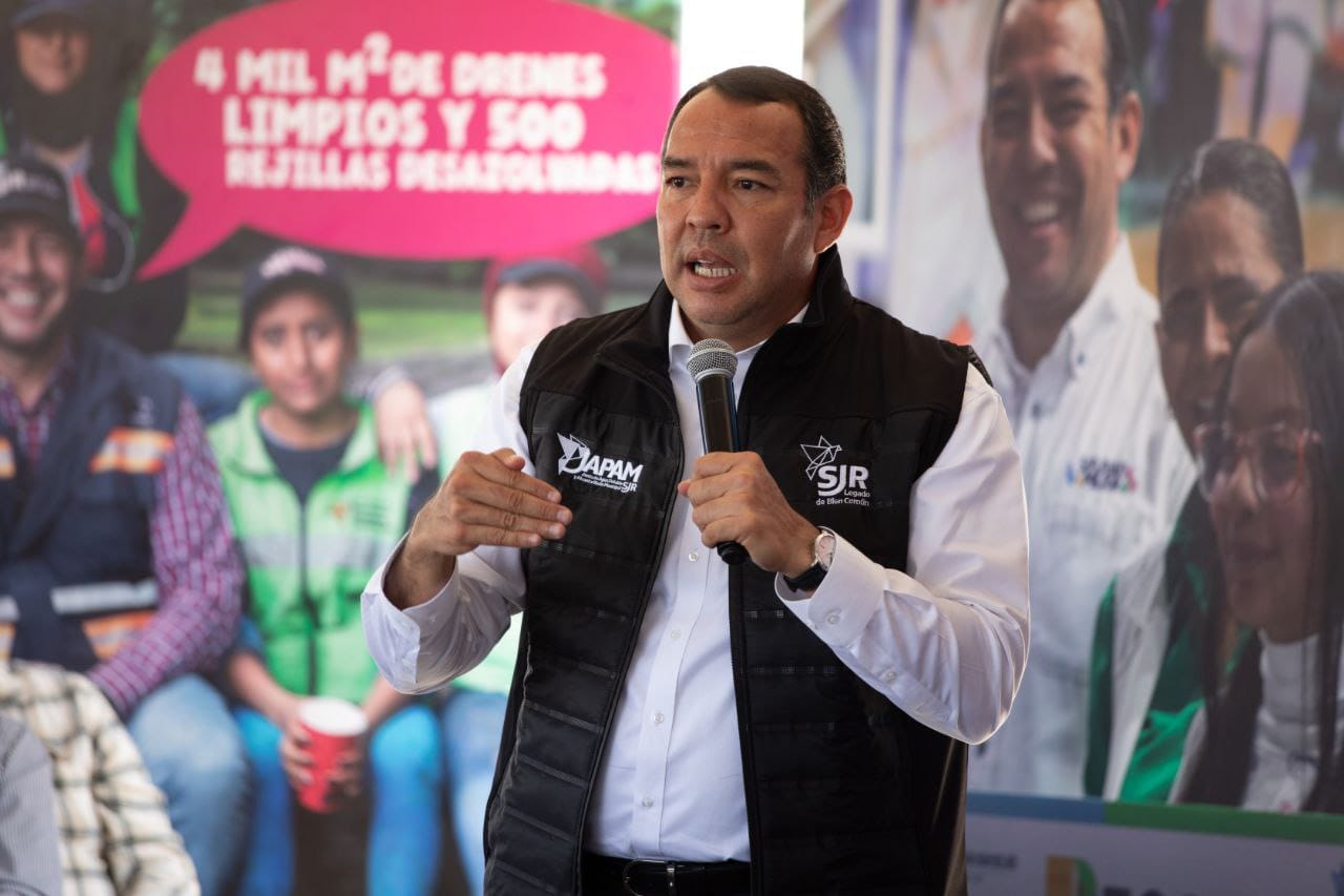 Lee más sobre el artículo Con el Tanque Viveros y el Pozo 39 más de 11 mil familias son beneficiadas con servicio de agua: Roberto Cabrera