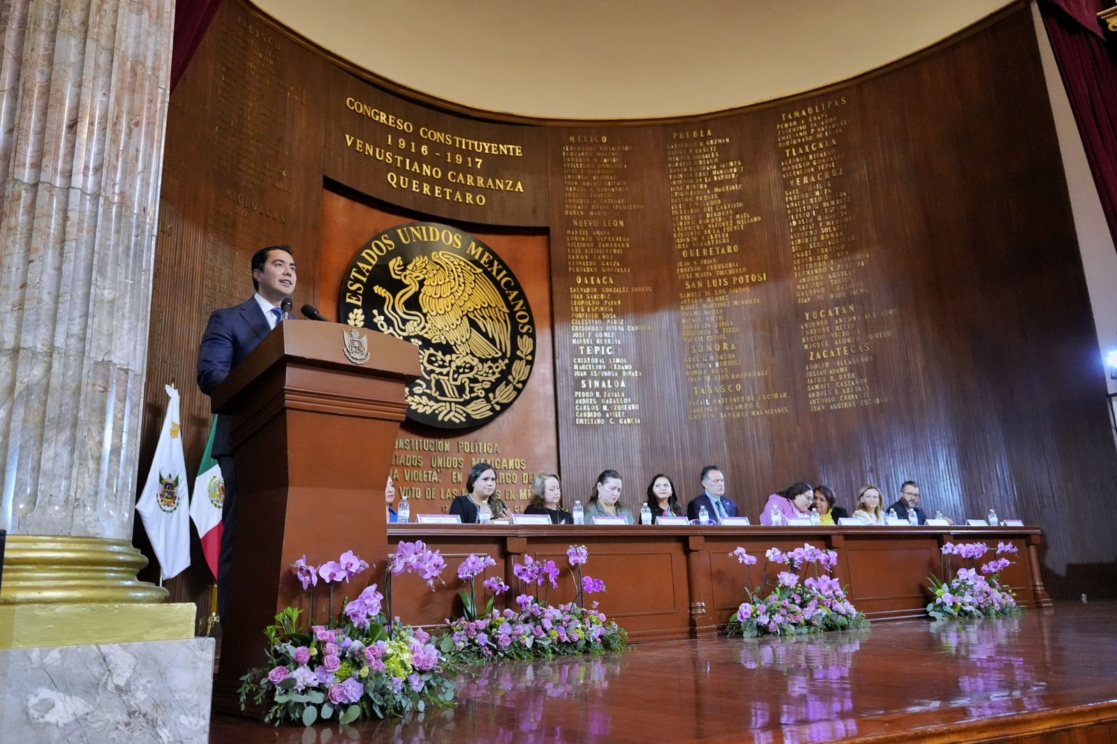 Lee más sobre el artículo Somos los primeros en generar políticas públicas para empoderar a las mujeres: Felifer Macías