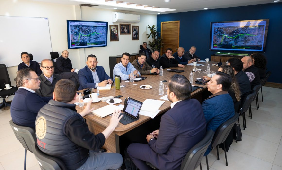 Lee más sobre el artículo Avanza coordinación para el proyecto del Tren México–Querétaro