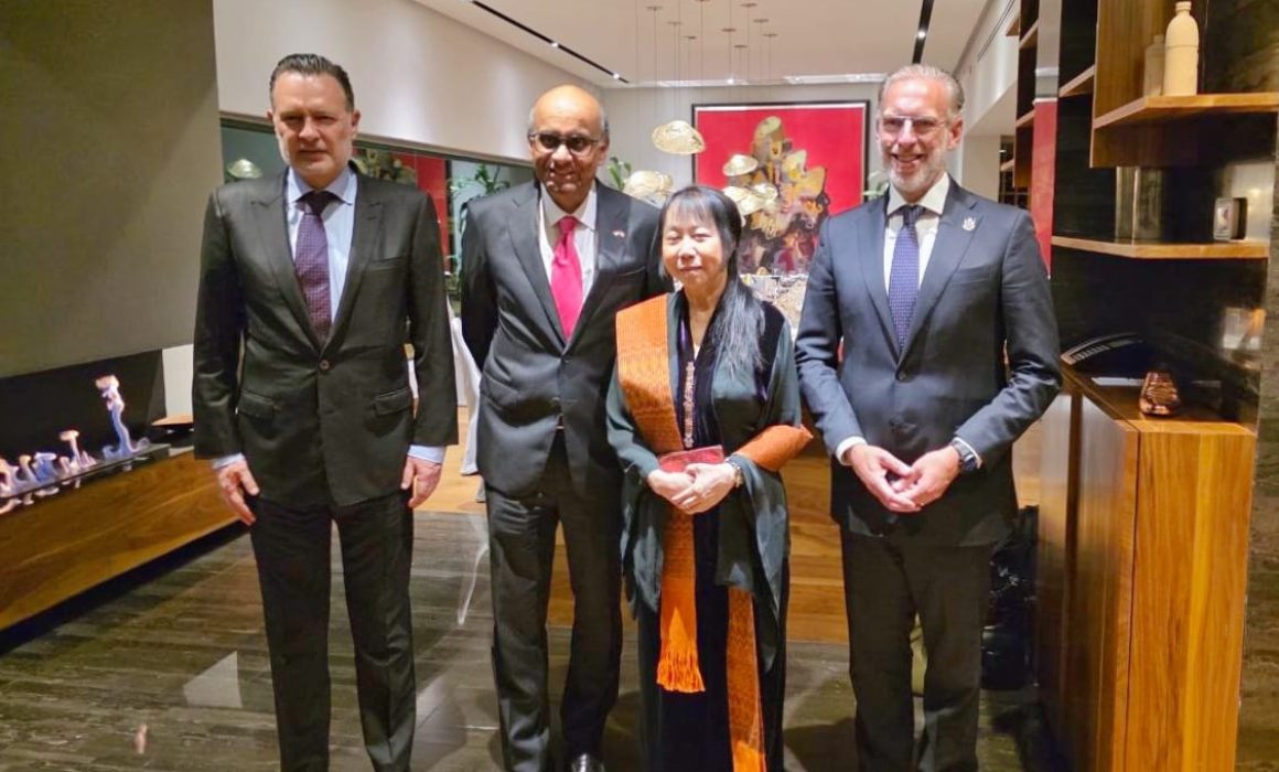 Lee más sobre el artículo Querétaro expone oportunidades de inversión a Singapur