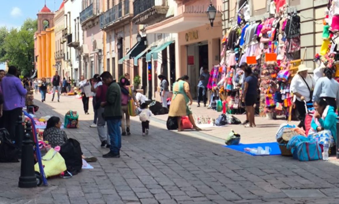 Lee más sobre el artículo Sector formal del Centro Histórico respalda acciones para regular el comercio