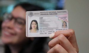 Lee más sobre el artículo Detectan a más de 50 menores con INE falsa para ingresar a un antro en Querétaro