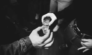 Lee más sobre el artículo Suman 2 fiestas clandestinas clausuradas con menores y alcohol en Querétaro.