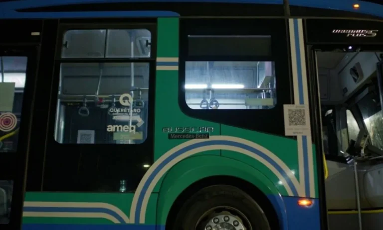 Se analizan rutas y paradas del transporte eléctrico de Querétaro.