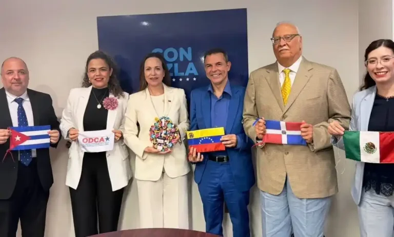 María Corina Machado se reúne con la ODCA en Washington.