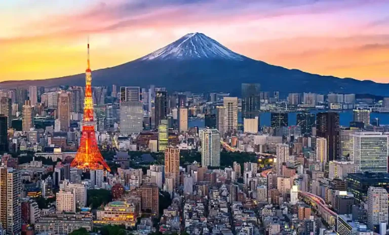Japón busca prevenir envejecimiento poblacional