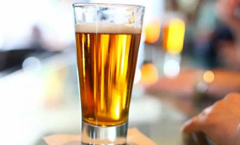 Alcohol alcanza a jóvenes en Querétaro