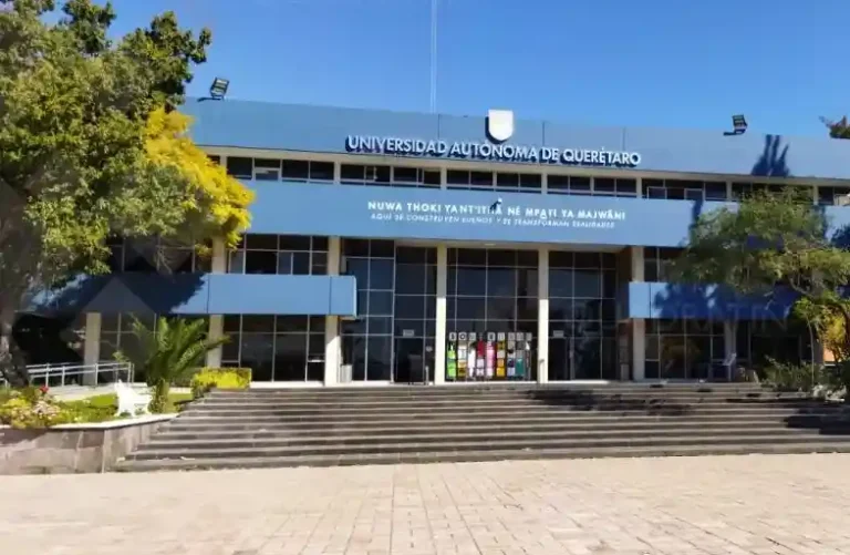 Primer semestre universitario concentra la deserción escolar