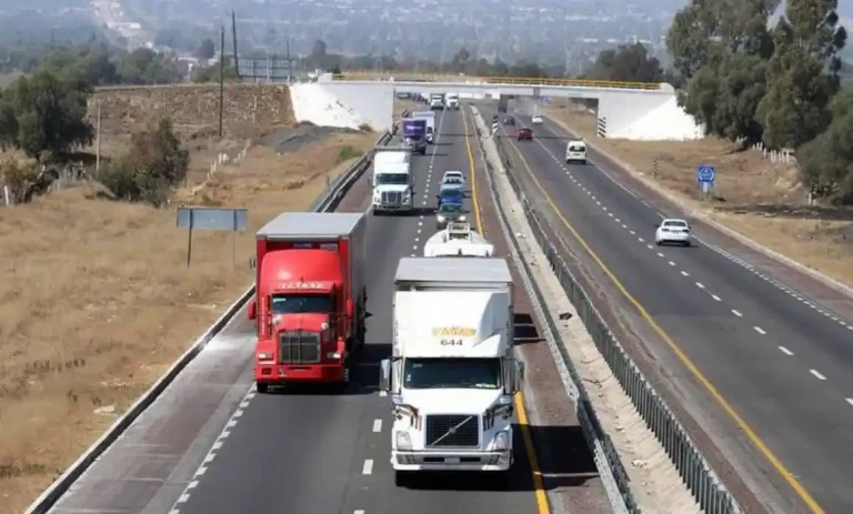 Bajan 40% robos al transporte de carga en carreteras de Querétaro