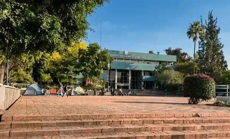 Disminuye la presencia de estudiantes en plantón UAQ